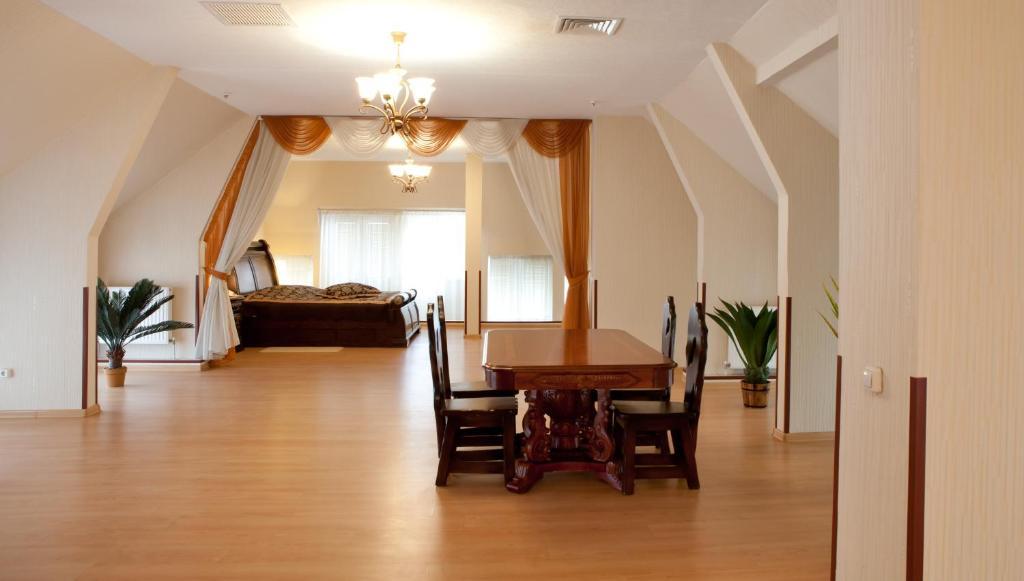 Hotel Complex Verhovina Kiev Camera foto